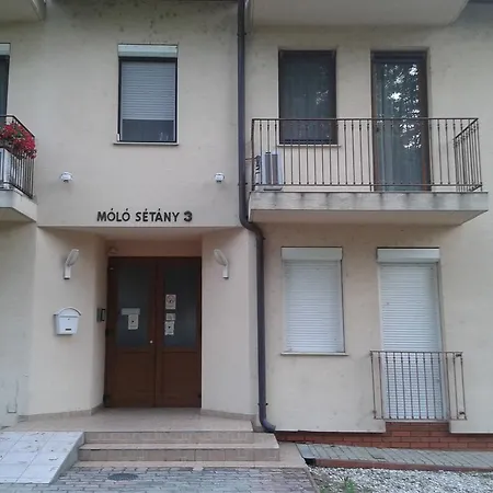 Park Setany Apartman Apartment Balatonlelle Exterior photo